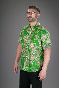 Green Peacock Flowers Print Cotton Slim and Regular Fit Mens Shirt Short Sleeve